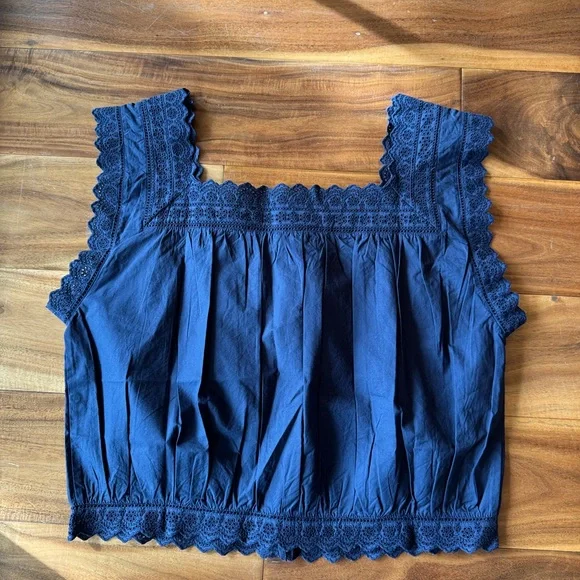 Doen Navy Blue Lace Blouse - Picture 5 of 5